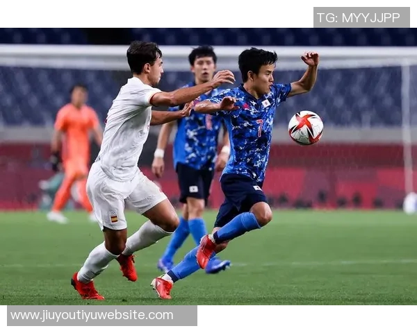 久保建英左脚踝伤势反复无常或将缺席对塞维利亚的比赛 久保建英左脚踝伤势反复无常或将缺席对塞维利亚的比赛