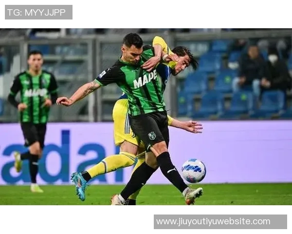 AC米兰近期对阵萨索洛战绩不佳近7场仅获2胜2平3负处于劣势