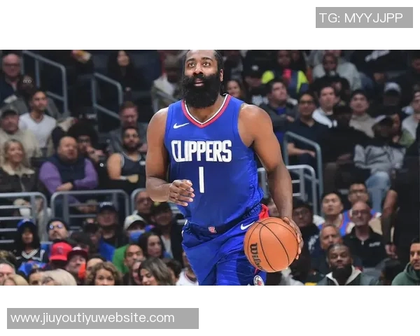 维拉纽瓦分析哈登与皮蓬的职业生涯差异与历史地位