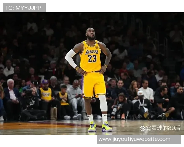 奥尼尔谈里夫斯表现出色但詹姆斯回归后将面临角色调整挑战